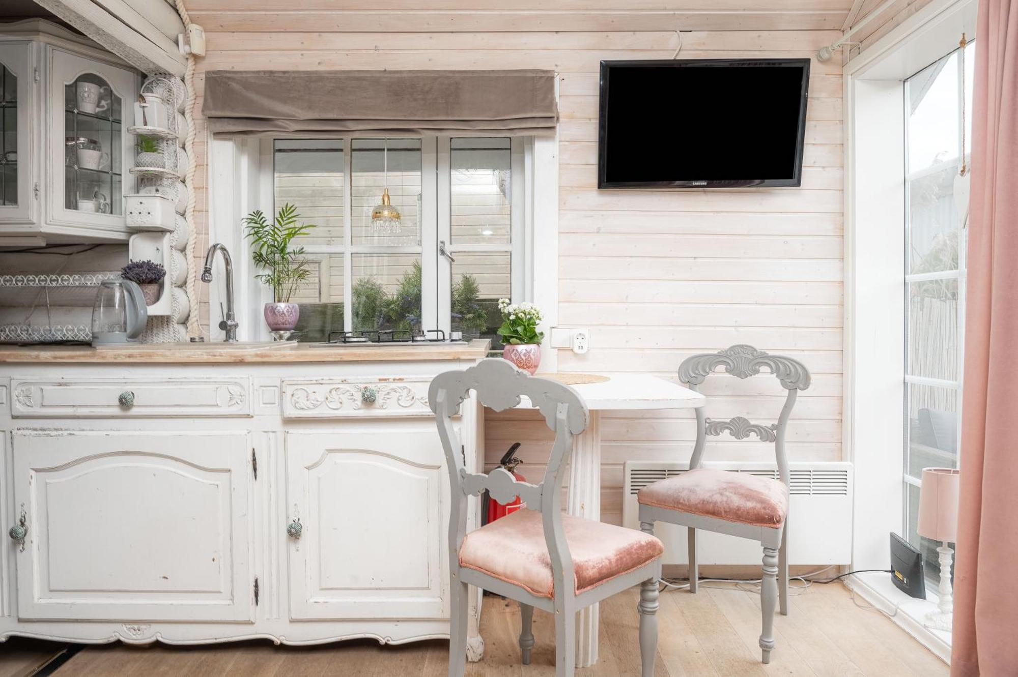 Guesthouse Delisa ปาร์นู ภายนอก รูปภาพ